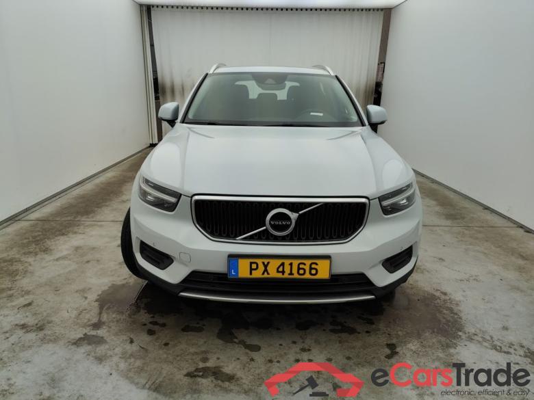 VOLVO XC40 1.5 T3 163 Momentum Pro Geartronic (EU6d-T.) 5d #1