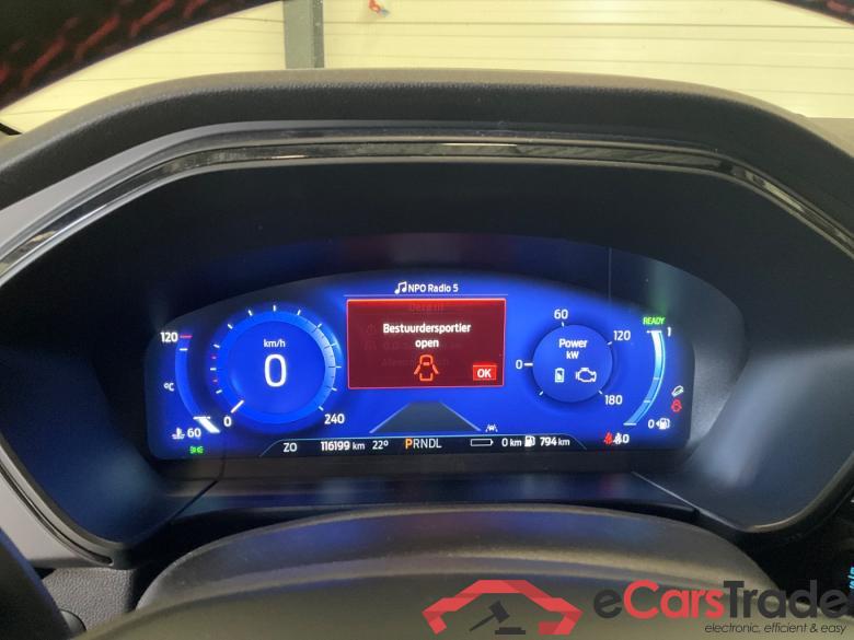 FORD Kuga 2.5 PHEV ST-Line #6