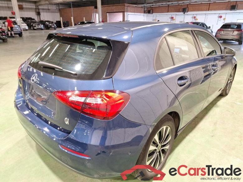 MERCEDES-BENZ A-CLASS 2.0 A 200 D DCT BUSINESS SOLUTION LIM #4