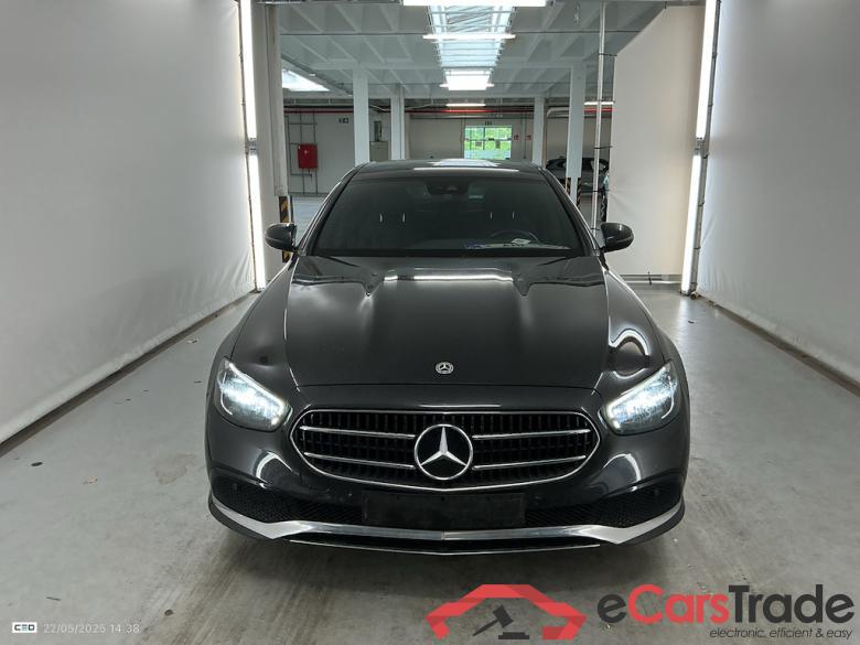 MERCEDES-BENZ E-Klasse 1.6 E 200 D BUSINESS SOLUTION AUTO #1