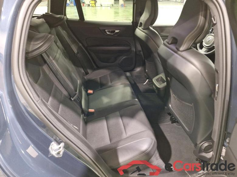 VOLVO V60 DIESEL - 2018 2.0 D3 Momentum Pro #6