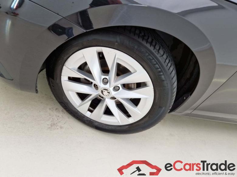 SKODA OCTAVIA KOMBI 1.5 TSI STYLE #5