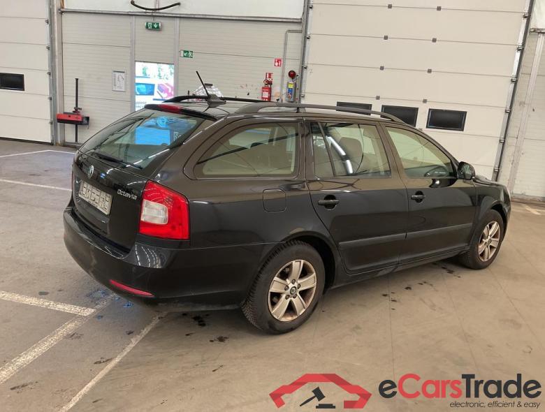 SKODA Octavia Combi O COMBI A5 AMBI 1,6CR 77KW 105CV 5V DPF #2