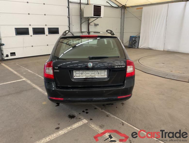 SKODA Octavia Combi O COMBI A5 AMBI 1,6CR 77KW 105CV 5V DPF #4