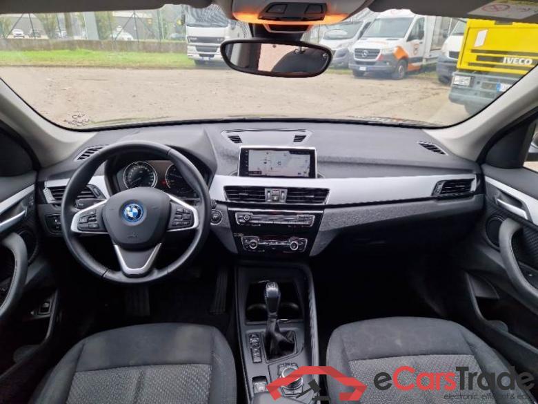 BMW 25E BUS BMW X1 / 2019 / 5P / SUV XDRIVE 25E BUSINESS ADVANTAGE AUTOMATICO #3