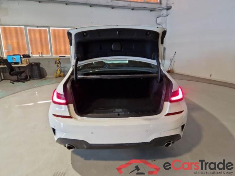 BMW 54 BMW SERIE 3 / 2018 / 4P / BERLINA 330E MSPORT AUT. #5