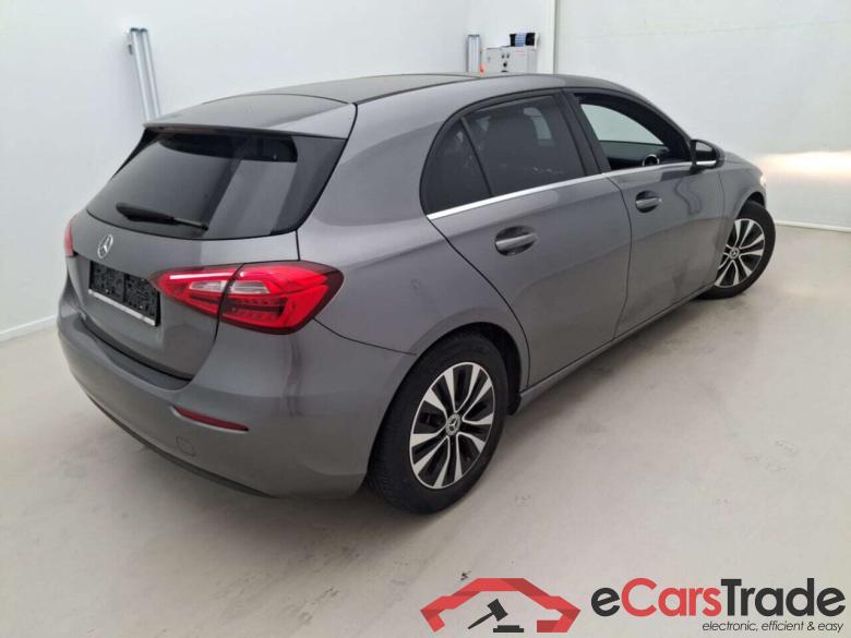 MERCEDES-BENZ A-KLASSE 200 #2