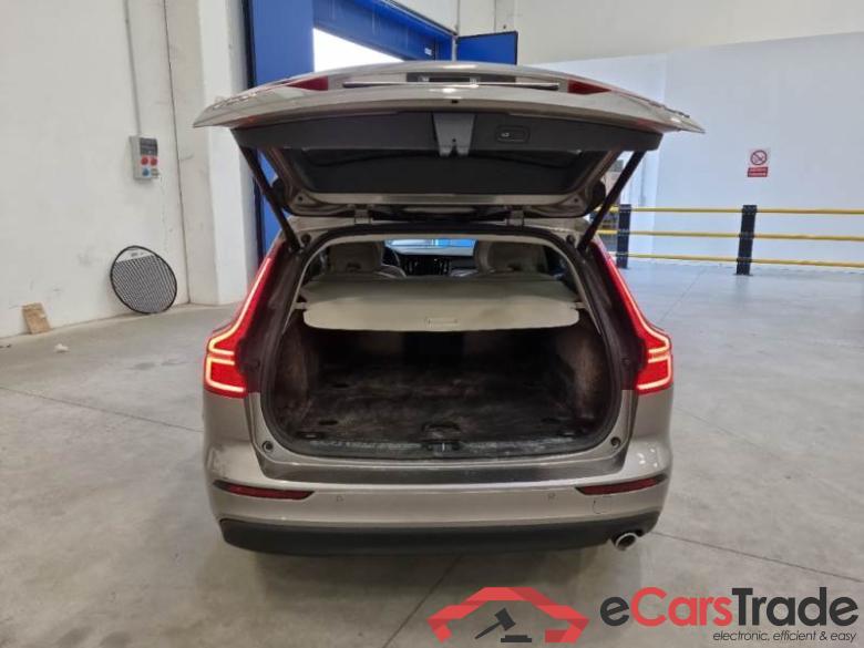 Volvo 7 VOLVO V60 / 2019 / 5P / STATION WAGON D3 GEARTRONIC BUSINESS PLUS N1 #5