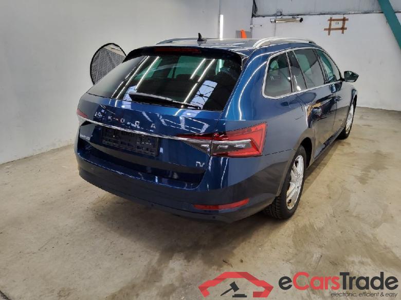 Skoda Superb Wagon ´15 Superb Combi Style iV 1.4 TSI Hybrid 160KW E6d #2