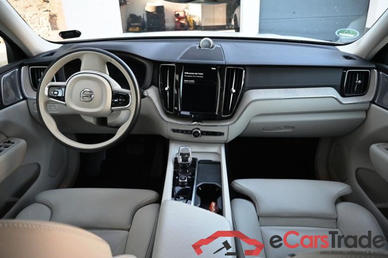 Volvo XC60 ´17 XC60 Inscription Recharge Plug-In Hybrid AWD 2.0 T6 293KW AT8 E6d #3