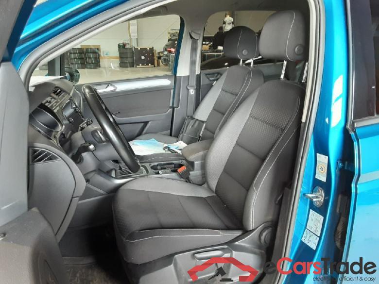 Volkswagen Touran ´15 Touran Active Start-Stopp 2.0 TDI 110KW E6d #4