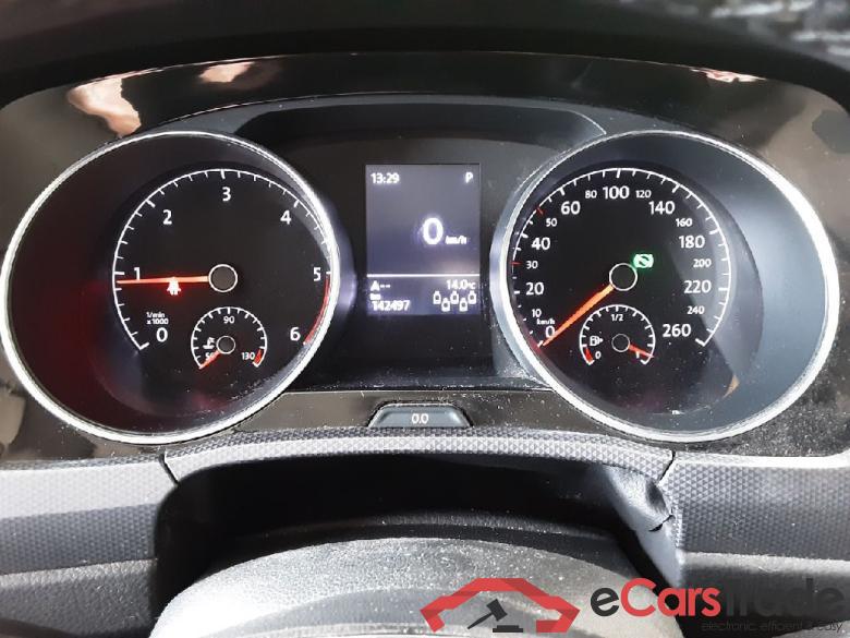 Volkswagen Touran ´15 Touran Active Start-Stopp 2.0 TDI 110KW E6d #6