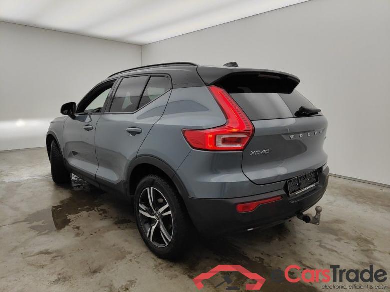 VOLVO XC40 1.5 T3 163hp R-Design Geartronic (EU6d-T.) 5d #3