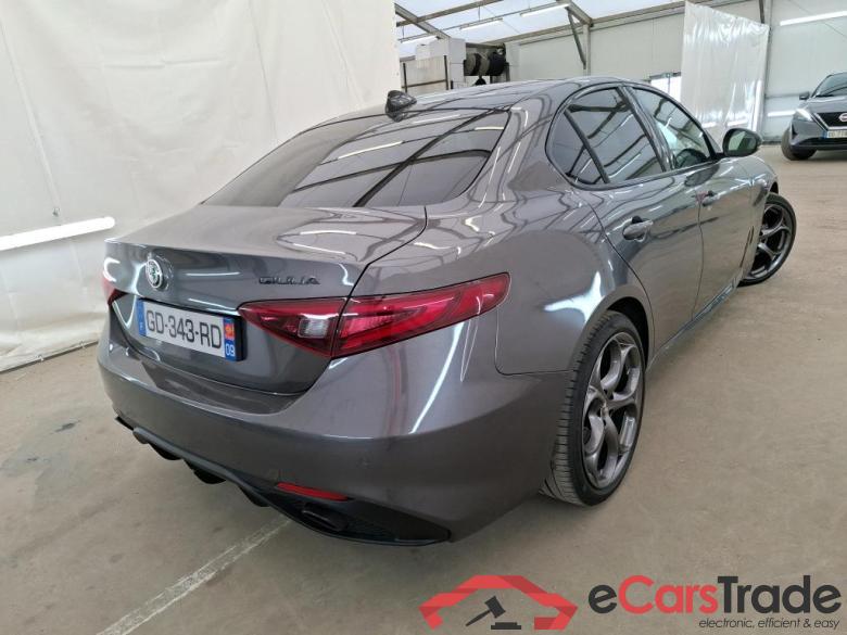 AlfaRomeo 2.0 T 280ch AT8 Veloce ALFA ROMEO Giulia / 2016 / 4P / Berline 2.0 T 280ch AT8 Veloce #3
