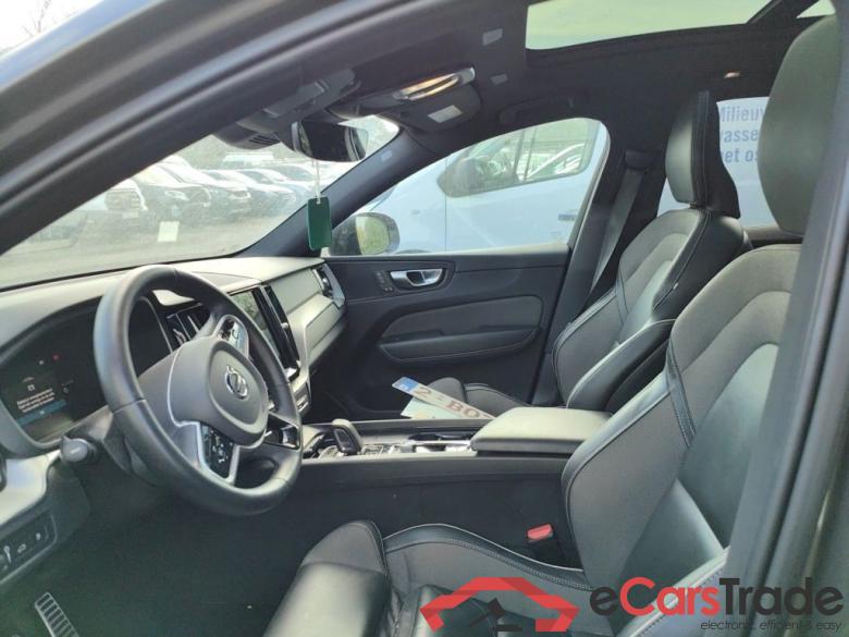 Volvo XC60 T6 Recharge 4x4 Geartronic R-Design 5d !!Damaged car!!!pv191b167 #3