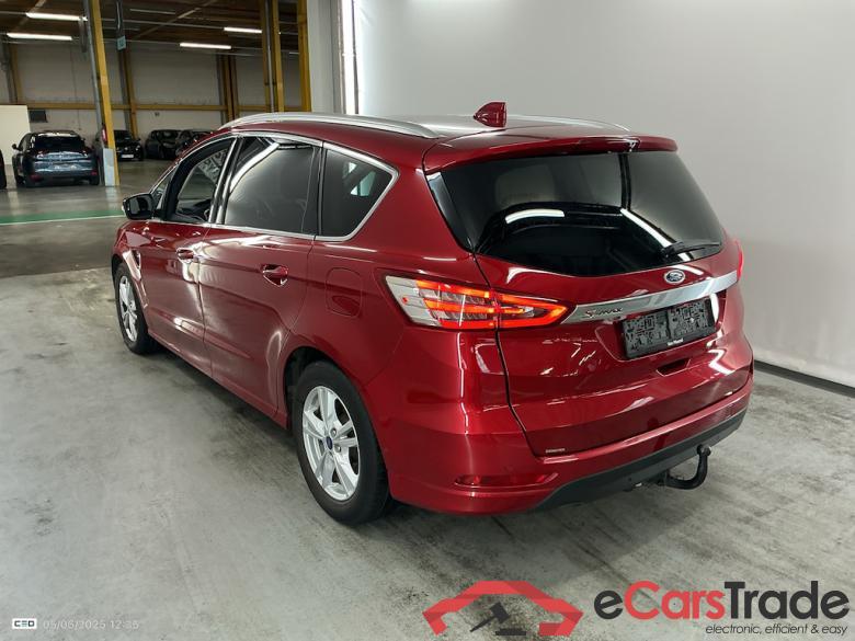 FORD S-MAX DIESEL - 2015 2.0 TDCi Titanium AdBlue (EU6.2) Signature #3