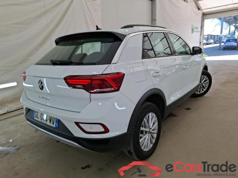 Volkswagen  VOLKSWAGEN T-Roc / 2021 / 5P / SUV 1.5 TSI 150 EVO LIFE PLUS DSG7 #3