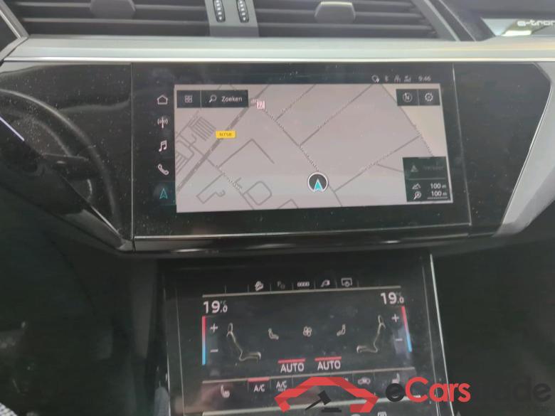 AUDI e-tron  #2