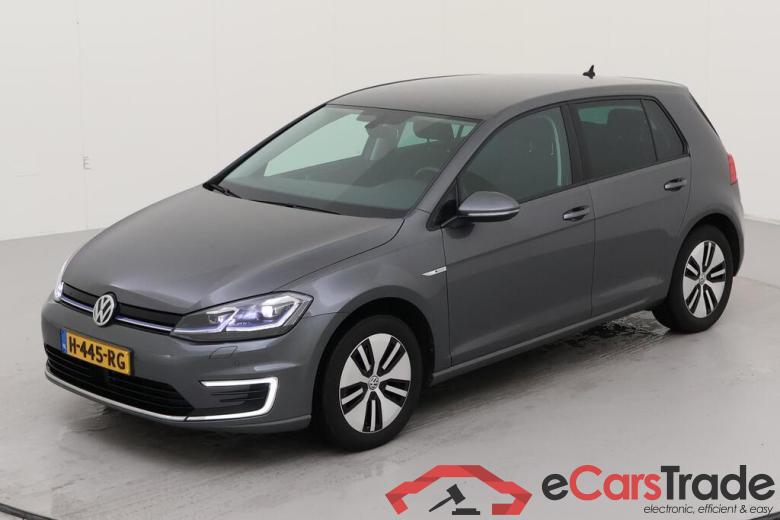 VOLKSWAGEN e-Golf  #1