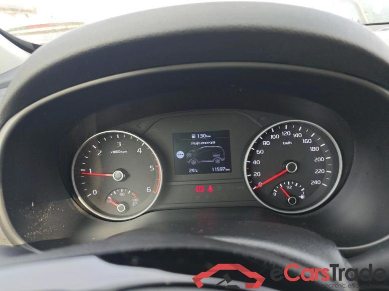 Kia 1.6MHEV Drive 100kW(136CV) 4x2(Crist Tintados)(CX) Sportage Drive Plus 2WD 1.6 CRDi 135CV E6dT #4