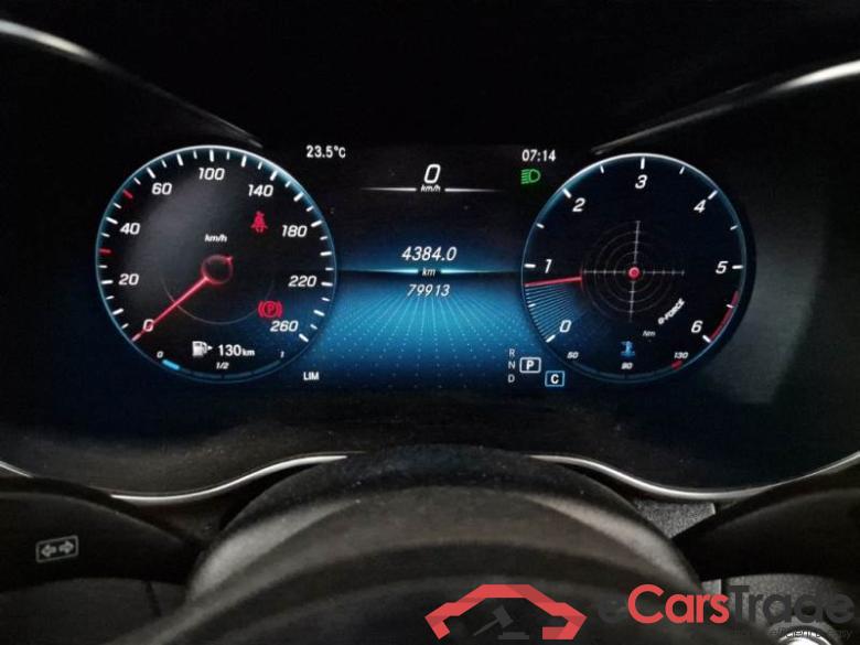 Mercedes 1 MERCEDES-BENZ GLC / 2019 / 5P / SUV 220 D 4MATIC PREMIUM AUT. #4