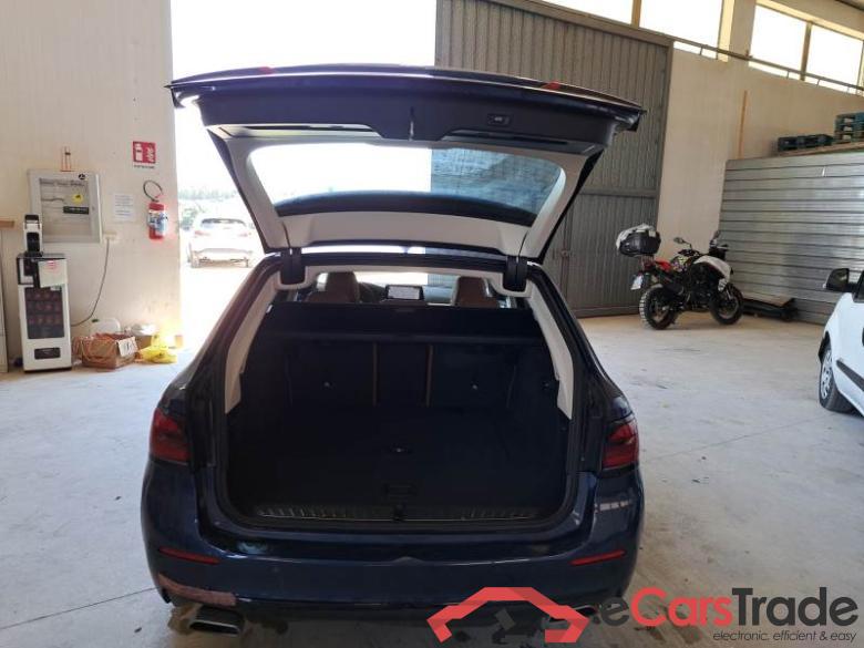 BMW 23 BMW SERIE 5 / 2020 / 5P / STATION WAGON 520D AUT BUSINESS MH48V TOURING #5
