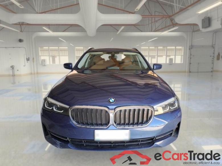 BMW 23 BMW SERIE 5 / 2020 / 5P / STATION WAGON 520D AUT BUSINESS MH48V TOURING #6