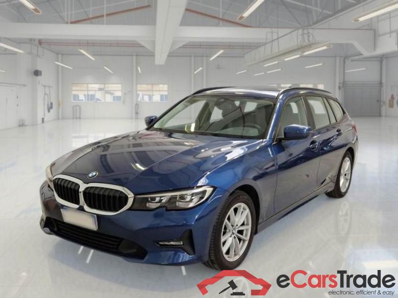 BMW 198 BMW SERIE 3 / 2018 / 5P / STATION WAGON 318D 48V BUSINESS ADVANTAGE TOURING AUTO #1