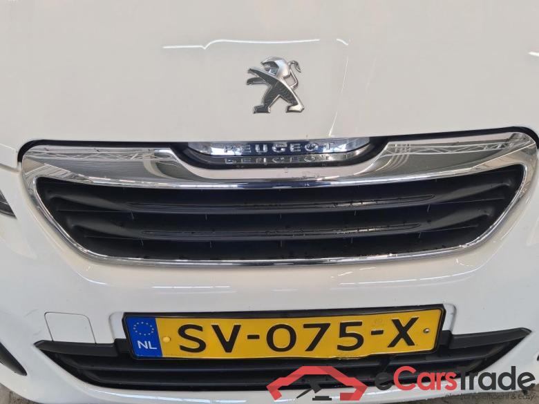 Peugeot 108 '14 Peugeot 108 Active 1.0 e-VTi 72pk 5d #5