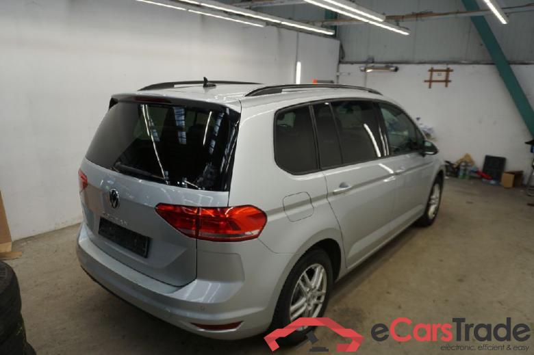 Volkswagen Touran ´15 Touran Comfortline BMT/Start-Stopp 2.0 TDI 110KW AT7 E6d #2