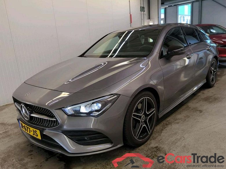 MERCEDES-BENZ CLA-klasse Shooting Brake 200 Bns Sol. AMG