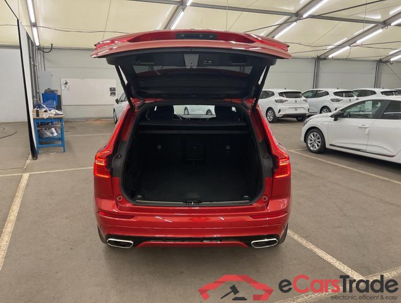 VOLVO XC60 2.0 B4 MHEV R-Design #5