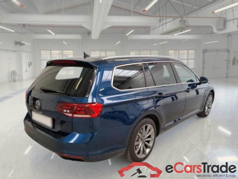 Volkswagen 17 VOLKSWAGEN PASSAT / 2019 / 5P / STATION WAGON VAR. 2.0TDI SCR EVO 110KW BUSINESS DSG #2