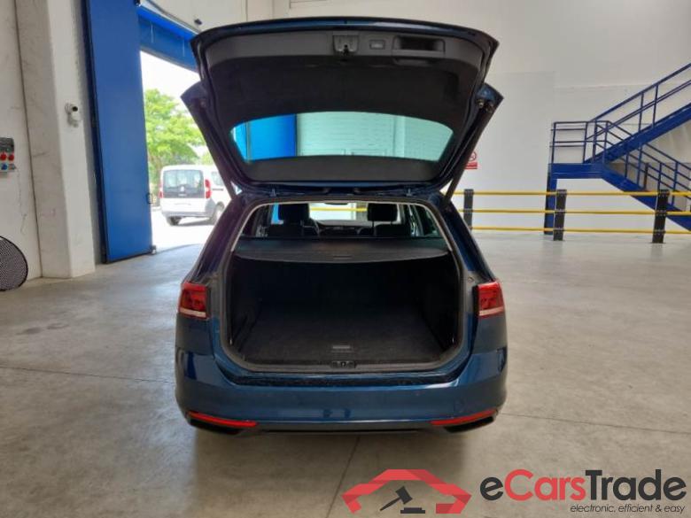 Volkswagen 17 VOLKSWAGEN PASSAT / 2019 / 5P / STATION WAGON VAR. 2.0TDI SCR EVO 110KW BUSINESS DSG #5