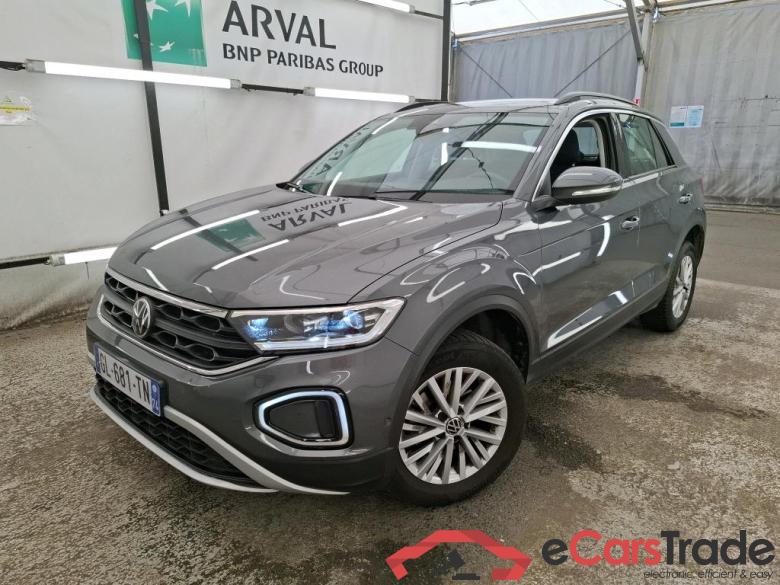 Volkswagen  VOLKSWAGEN T-Roc / 2021 / 5P / SUV 1.5 TSI 150 EVO LIFE DSG7 #1