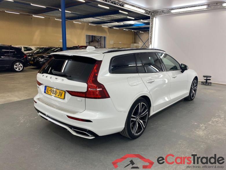 VOLVO V60 2.0 t6 phev r-design awd 250kW geartronic aut #4