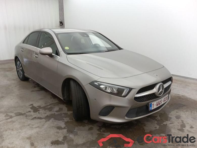 Mercedes-Benz A-Klasse Limousine A 180 d DCT Business Solution 4d #2
