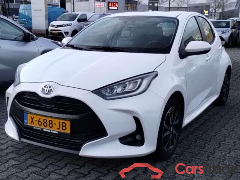 TOYOTA YARIS 1.5 Hybrid Dynamic #1