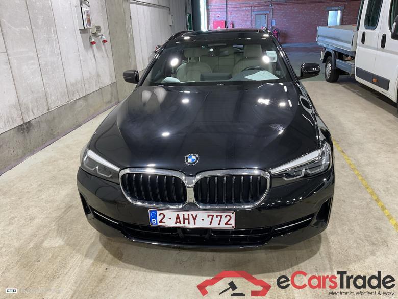 BMW 5-serie 2.0 530E TOURING AUTO #1