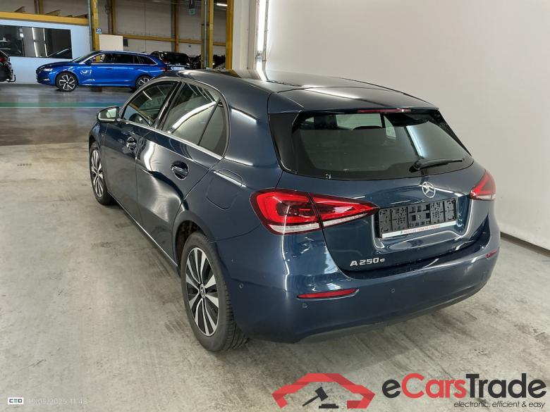 MERCEDES-BENZ CLASS A (W177) A 250 e PHEV Advantage #3