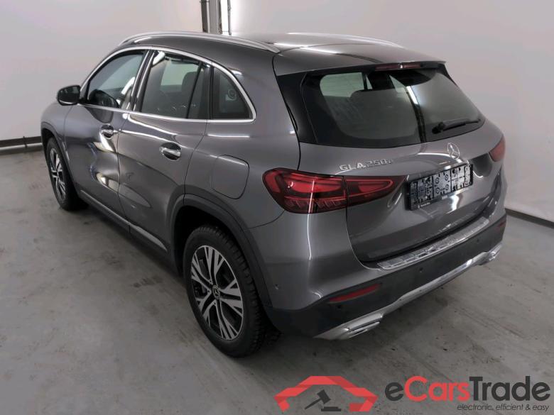 MERCEDES-BENZ GLA 1.3 GLA 250 E PHEV DCT LUXURY LINE #3