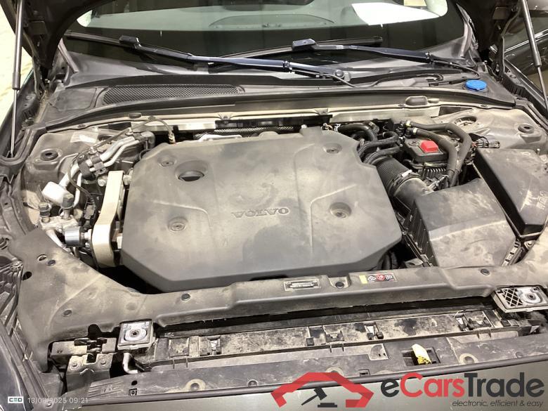 VOLVO V60 2.0 B4 D GEARTRONIC MOMENTUM PRO #6