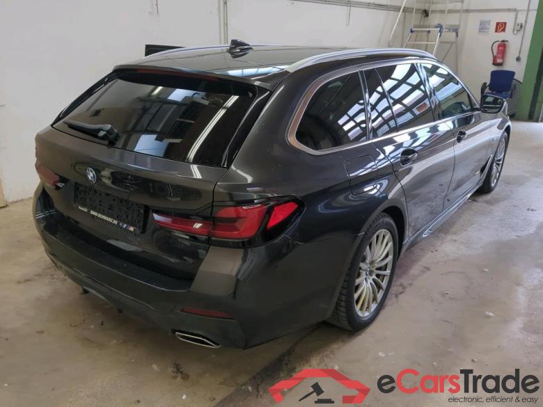 BMW 5-Serie Touring ´16 Baureihe 5 Touring 530 e xDrive M Sport 2.0 215KW E6d #2