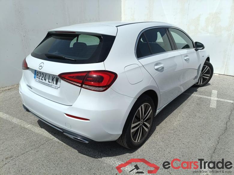 Mercedes A 250 e Clase A A 250 e (177.086) 1.3 220CV AT8 E6d #2