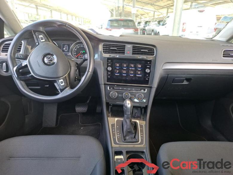Volkswagen 1.0 TSI 110 DSG7 Confortline BMT Golf VII Berline Connect Start-Stopp 1.0 TSI 115CV BVA7 E6dT #4
