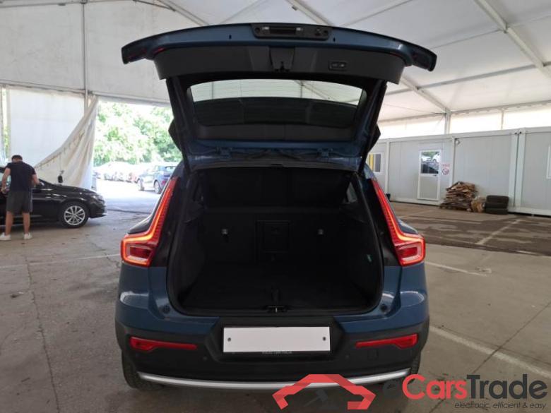 Volvo 10 VOLVO XC40 / 2021 / 5P / SUV T2 AUTOMATICO CORE #5