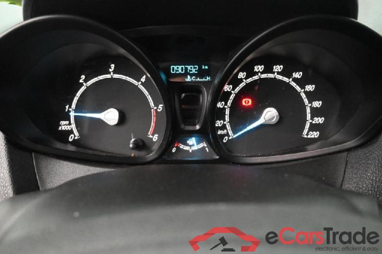 Ford _Transit Courier ´14 Transit Courier Trend 1.5 TDCi 74KW MT6 E6d #6