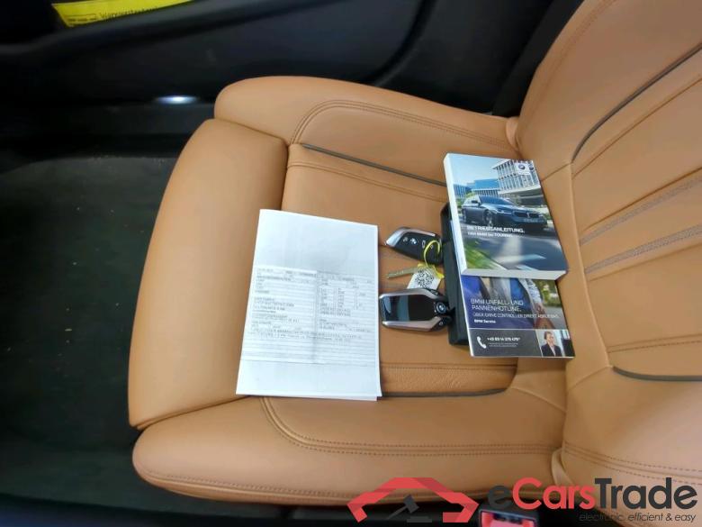 BMW 5-Serie Touring ´16 Baureihe 5 Touring 520 d xDrive 2.0 140KW E6d #3