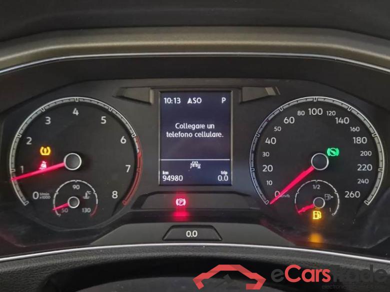 Volkswagen 15 BUS VOLKSWAGEN T-ROC / 2017 / 5P / SUV 1.5 TSI ACT BUSINESS DSG #4