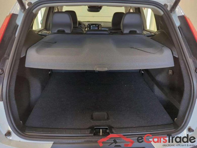 VOLVO XC40 1.5 T2 Business Pro #4
